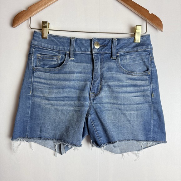 AE American Eagle Womens 4 Hi-Rise Shortie Cut Off Medium Wash Fringe T62 - Picture 1 of 10